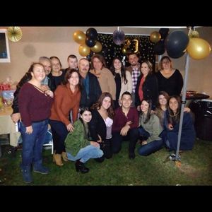 Meet your Posher, Eduardo